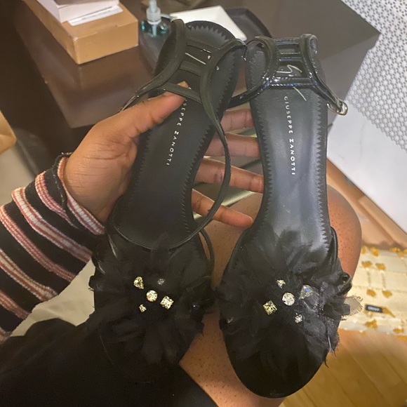 Floral Diamond Giuseppe Heels - Picture 1 of 5